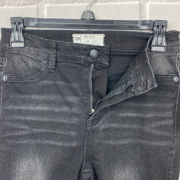 Free People black slim jean W26 - Picture 3 of 8